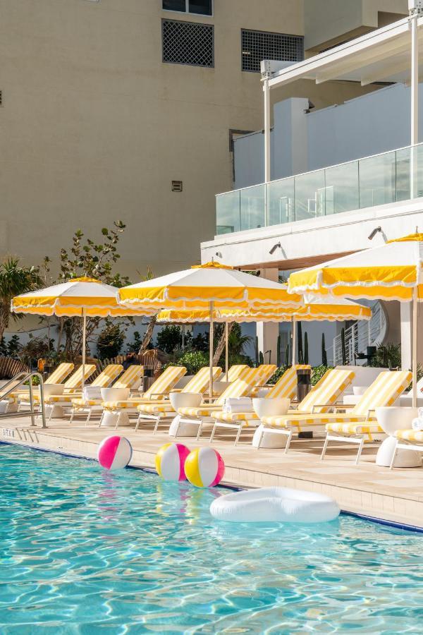 Newport Beachside Hotel&Resort Sunny Isles Beach Exterior foto